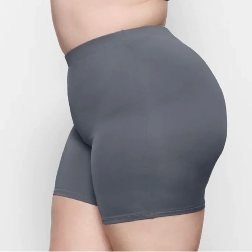 SKIMS Seamless High-Waist Swim Shorts in Gray